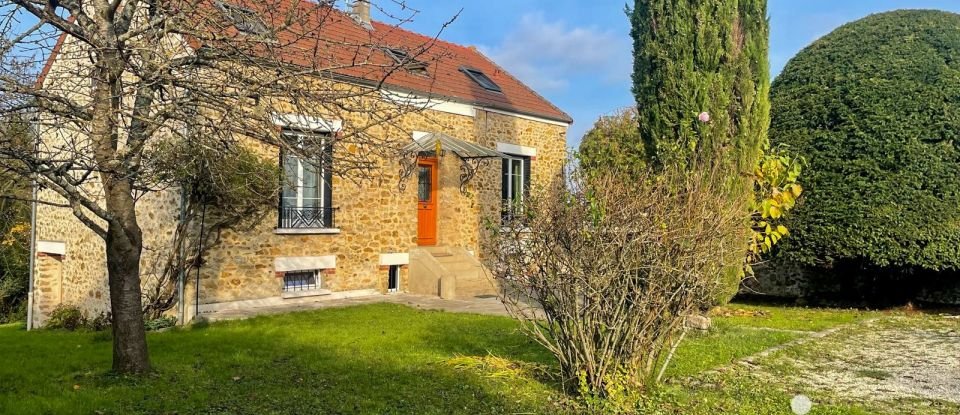 House 5 rooms of 131 m² in Villecresnes (94440)