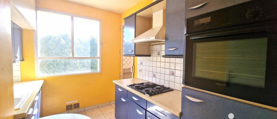 Appartement 3 pièces de 70 m² à Évreux (27000)