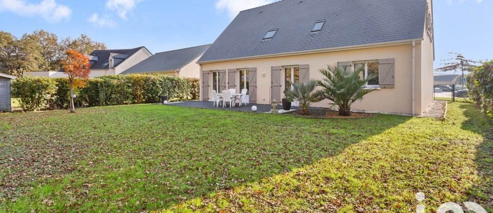 Maison traditionnelle 8 pièces de 205 m² à Thouaré-sur-Loire (44470)