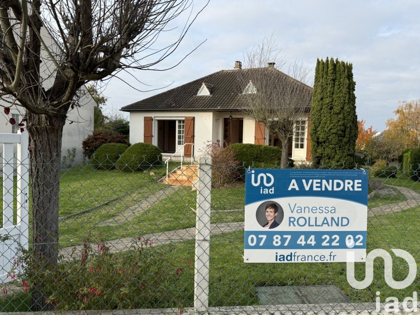 Maison traditionnelle 4 pièces de 80 m² à Villennes-sur-Seine (78670)