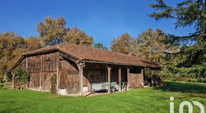 Country house 8 rooms of 170 m² in Luxey (40430)