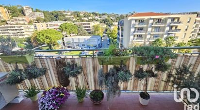 Appartement 3 pièces de 57 m² à Cagnes-sur-Mer (06800)