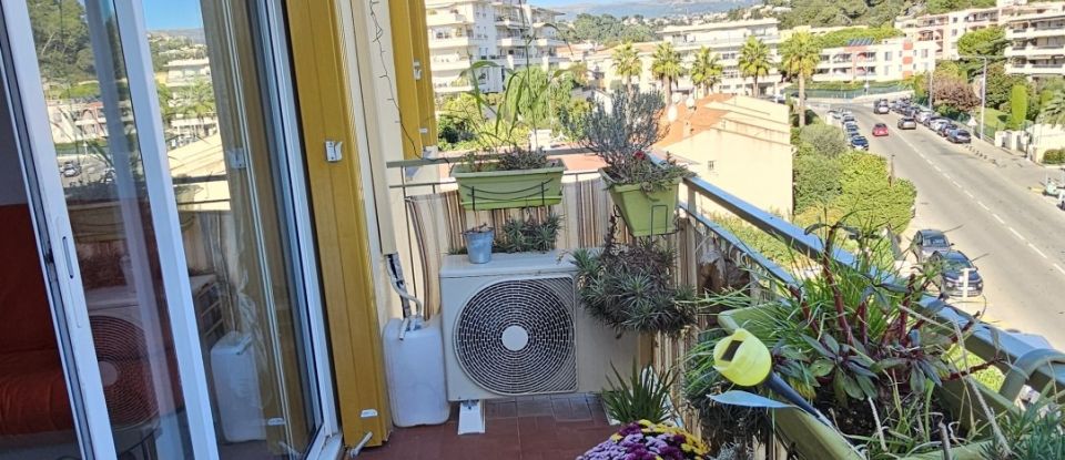 Appartement 3 pièces de 57 m² à Cagnes-sur-Mer (06800)