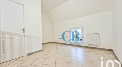 Maison 2 pièces de 30 m² à Grisy-les-Plâtres (95810)