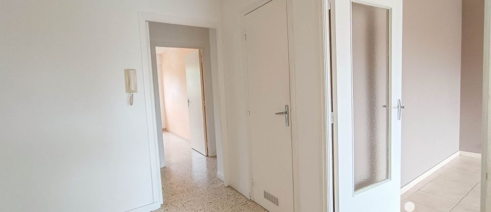 Appartement 3 pièces de 68 m² à Antibes (06600)