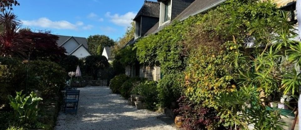 Longere 7 rooms of 170 m² in Fouesnant (29170)