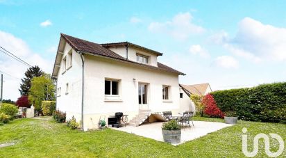 Maison traditionnelle 7 pièces de 120 m² à Achères-la-Forêt (77760)