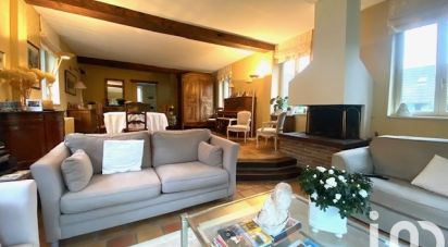 Longere 10 rooms of 261 m² in Villeneuve-d'Ascq (59493)