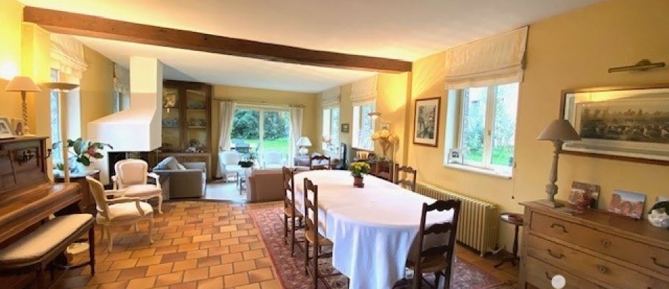 Longere 10 rooms of 261 m² in Villeneuve-d'Ascq (59493)