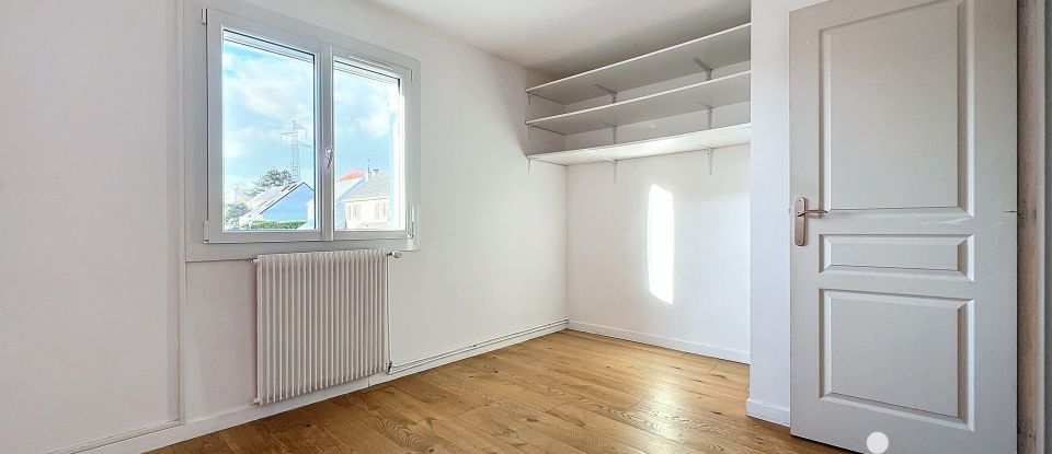 Maison 7 pièces de 130 m² à La Chapelle-sur-Erdre (44240)