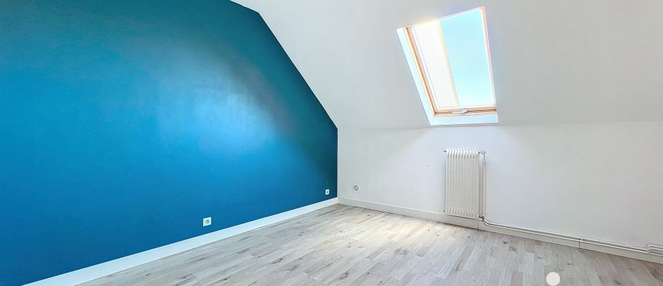 Maison 7 pièces de 130 m² à La Chapelle-sur-Erdre (44240)