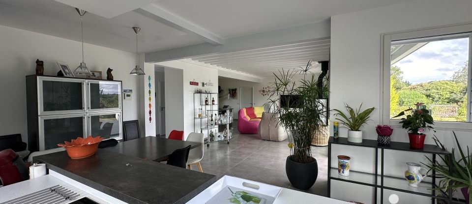 Maison 6 pièces de 175 m² à Saint-Gatien-des-Bois (14130)