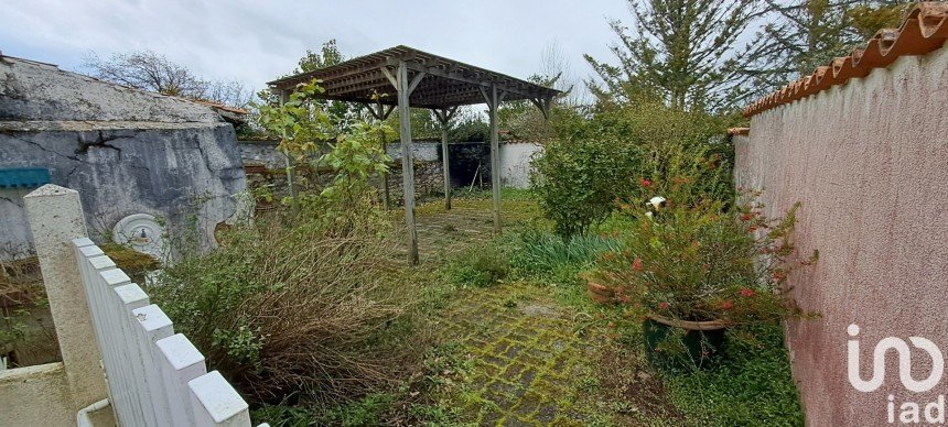 Traditional house 5 rooms of 138 m² in Arvert (17530)