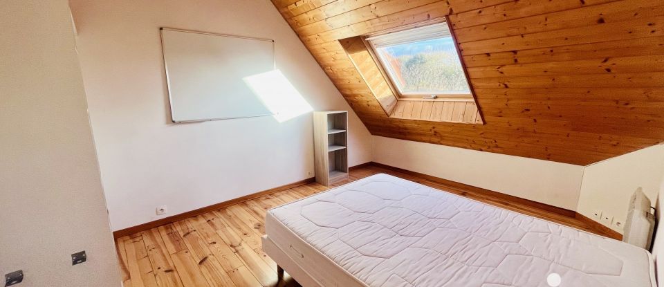 Maison 5 pièces de 127 m² à Ploubezre (22300)