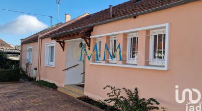 Maison traditionnelle 6 pièces de 153 m² à Chartres (28000)