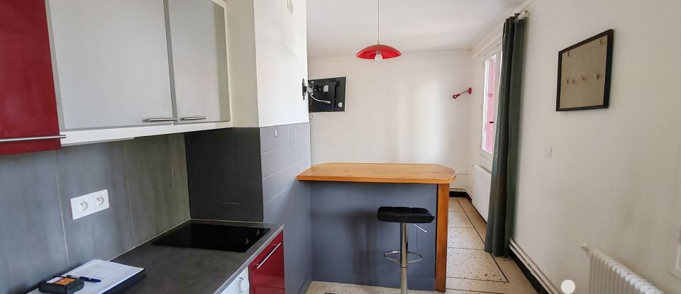 House 6 rooms of 130 m² in Clermont-Ferrand (63100)