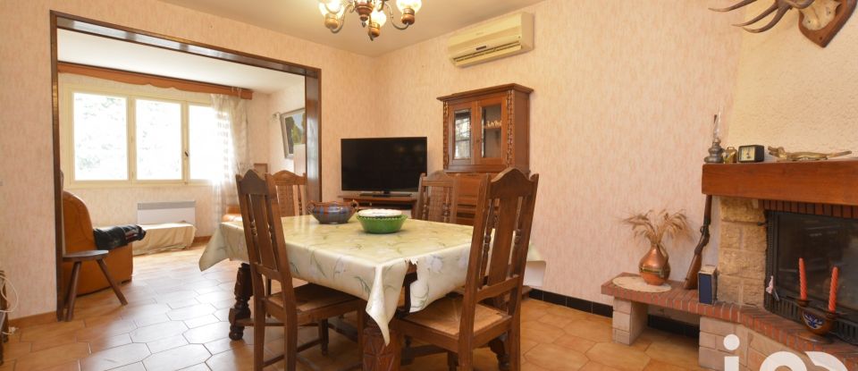 Traditional house 5 rooms of 95 m² in Saint-Marcel-sur-Aude (11120)