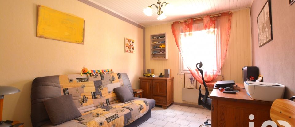 Traditional house 5 rooms of 100 m² in Montredon-des-Corbières (11100)