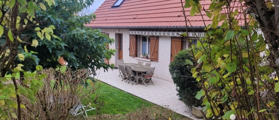 Maison 5 pièces de 126 m² à Le Creusot (71200)