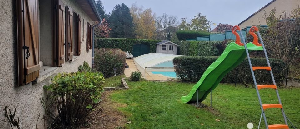 Maison 5 pièces de 126 m² à Le Creusot (71200)