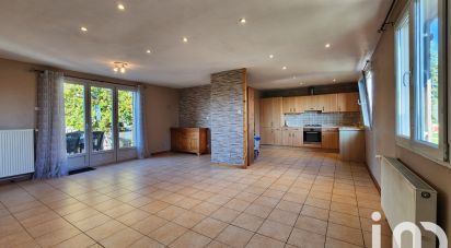 Maison 6 pièces de 115 m² à Hambach (57910)