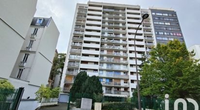 Parking/garage/box de 10 m² à Paris (75020)