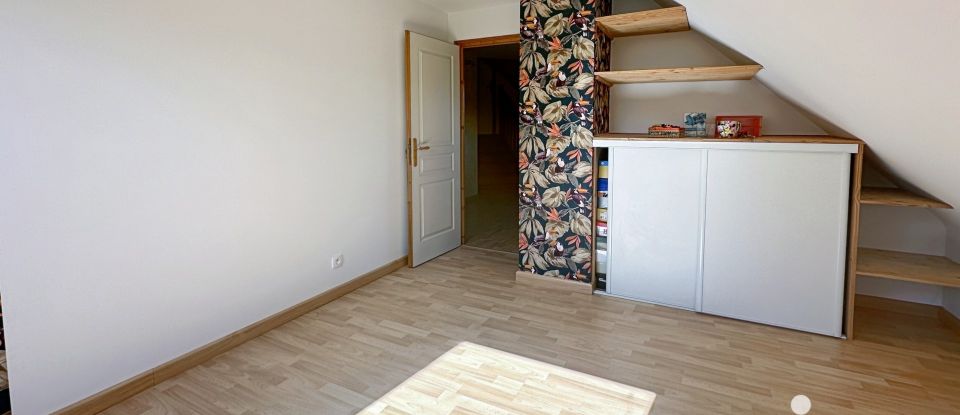 Maison 6 pièces de 119 m² à Hennebont (56700)