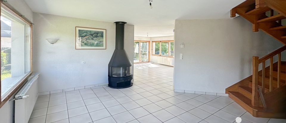 Maison 6 pièces de 119 m² à Hennebont (56700)