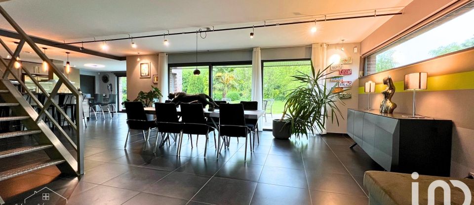 Architect house 8 rooms of 270 m² in Saint-Sylvestre-Cappel (59114)