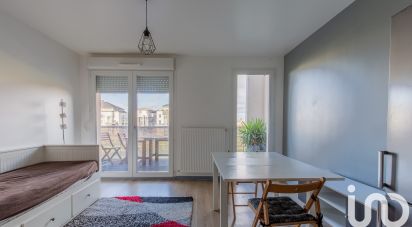 Appartement 2 pièces de 40 m² à Villeneuve-le-Roi (94290)