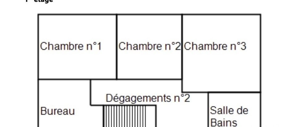 Maison traditionnelle 9 pièces de 150 m² à Nantes (44100)