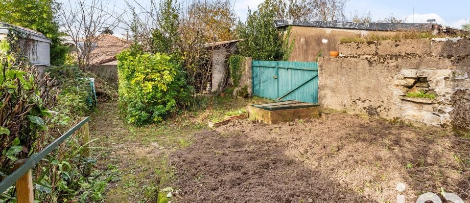 Maison traditionnelle 9 pièces de 150 m² à Nantes (44100)