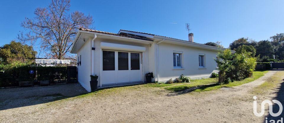 Traditional house 12 rooms of 212 m² in Blanquefort (33290)