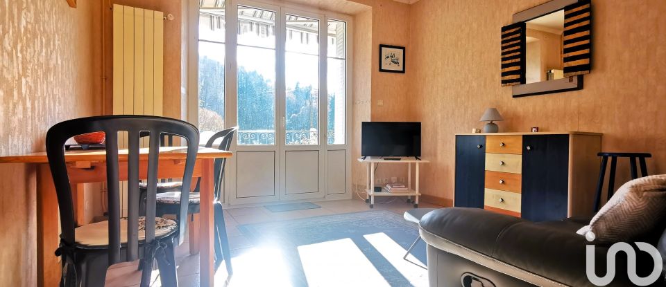 House 3 rooms of 80 m² in Plombières-les-Bains (88370)