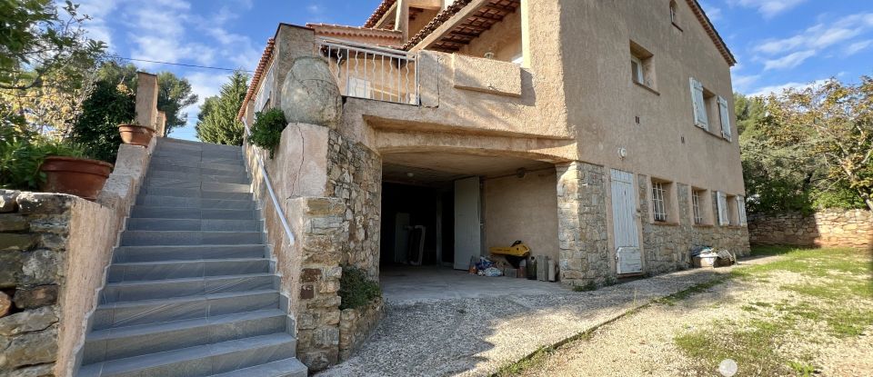 Maison 8 pièces de 160 m² à La Farlède (83210)