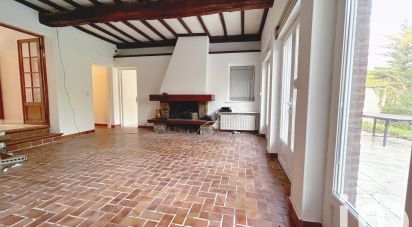 House 6 rooms of 173 m² in Hem (59510)