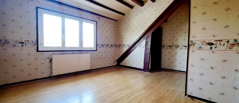 House 6 rooms of 128 m² in Saint-Mard (77230)