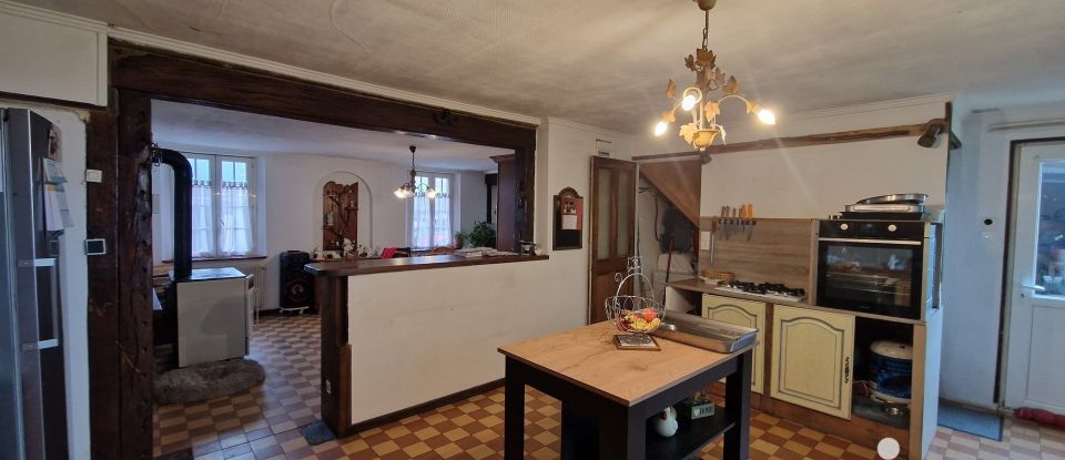 Maison de village 10 pièces de 235 m² à Saumont-la-Poterie (76440)