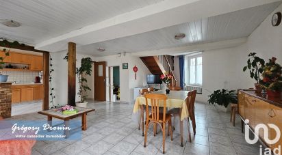 Town house 5 rooms of 164 m² in Puiseaux (45390)