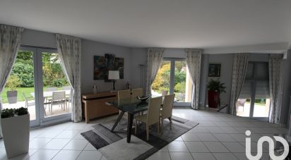 Maison d’architecte 8 pièces de 240 m² à Chauvry (95560)