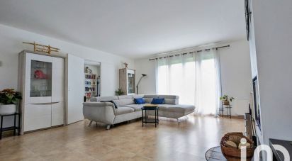 Maison 5 pièces de 142 m² à Le Mesnil-Saint-Denis (78320)