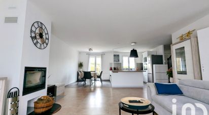 Maison 5 pièces de 142 m² à Le Mesnil-Saint-Denis (78320)