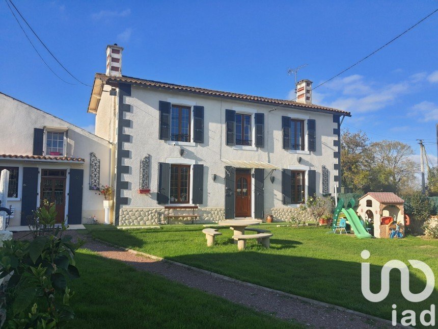 Maison 4 pièces de 157 m² à Secondigné-sur-Belle (79170)