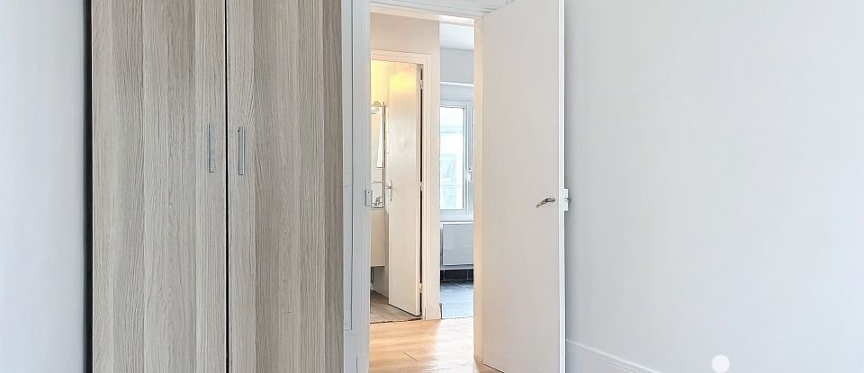 Appartement 2 pièces de 34 m² à Paris (75015)