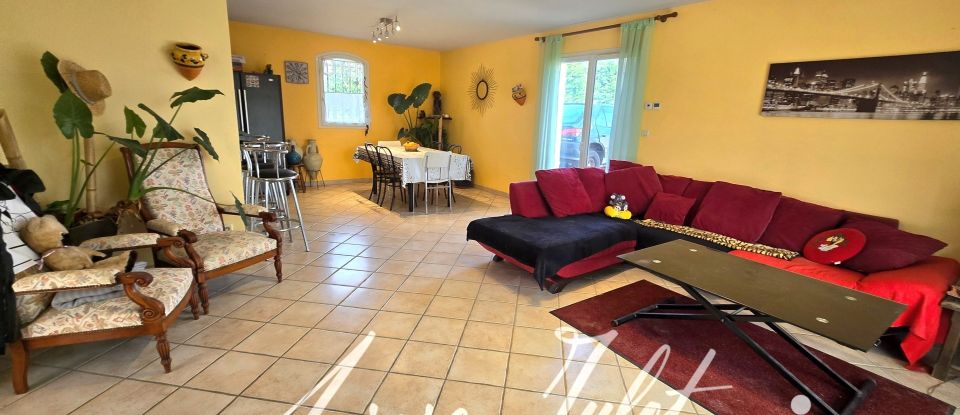 Maison 6 pièces de 127 m² à Dolomieu (38110)