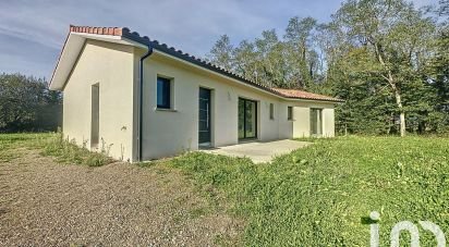 Maison 5 pièces de 118 m² à Saint-Sever (40500)