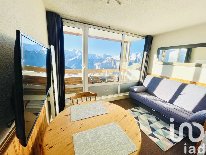 Apartment 1 room of 24 m² in L'ALPE D'HUEZ (38750)