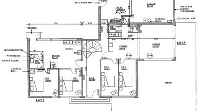 Immeuble de 253 m² à Saint-Seurin-sur-l'Isle (33660)