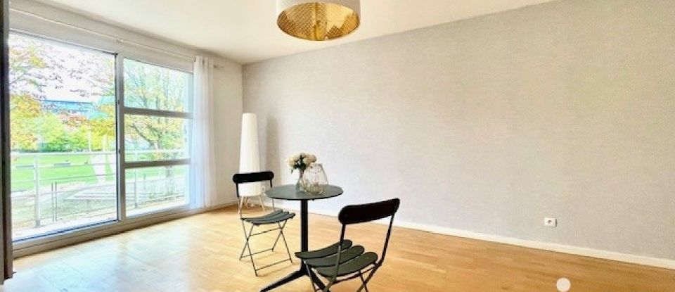 Appartement 4 pièces de 83 m² à Élancourt (78990)