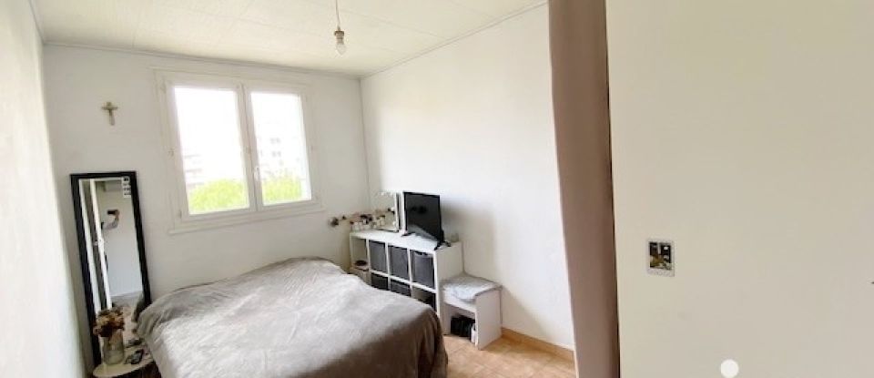 Appartement 4 pièces de 80 m² à Saint-Raphaël (83700)